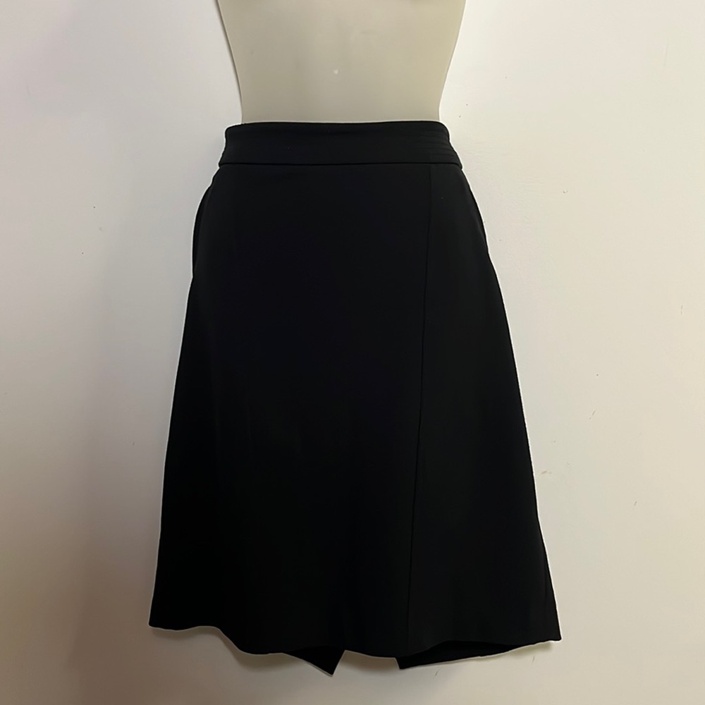 Liz Claiborne A-line skirt Women's Size 12 Black Heavyweight Knit Back Zip
